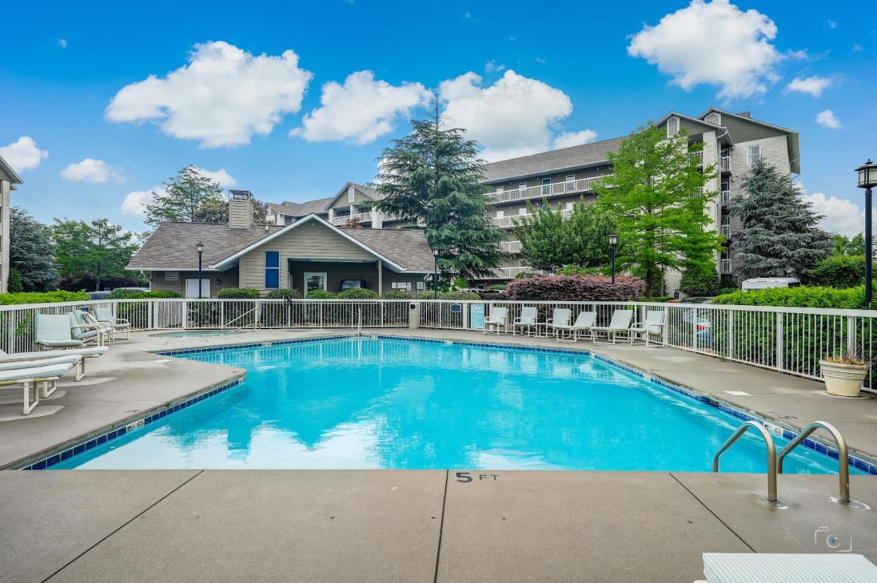 Appartamento Smoky Mtn Escape Whispering Pines 351 Pigeon Forge Esterno foto